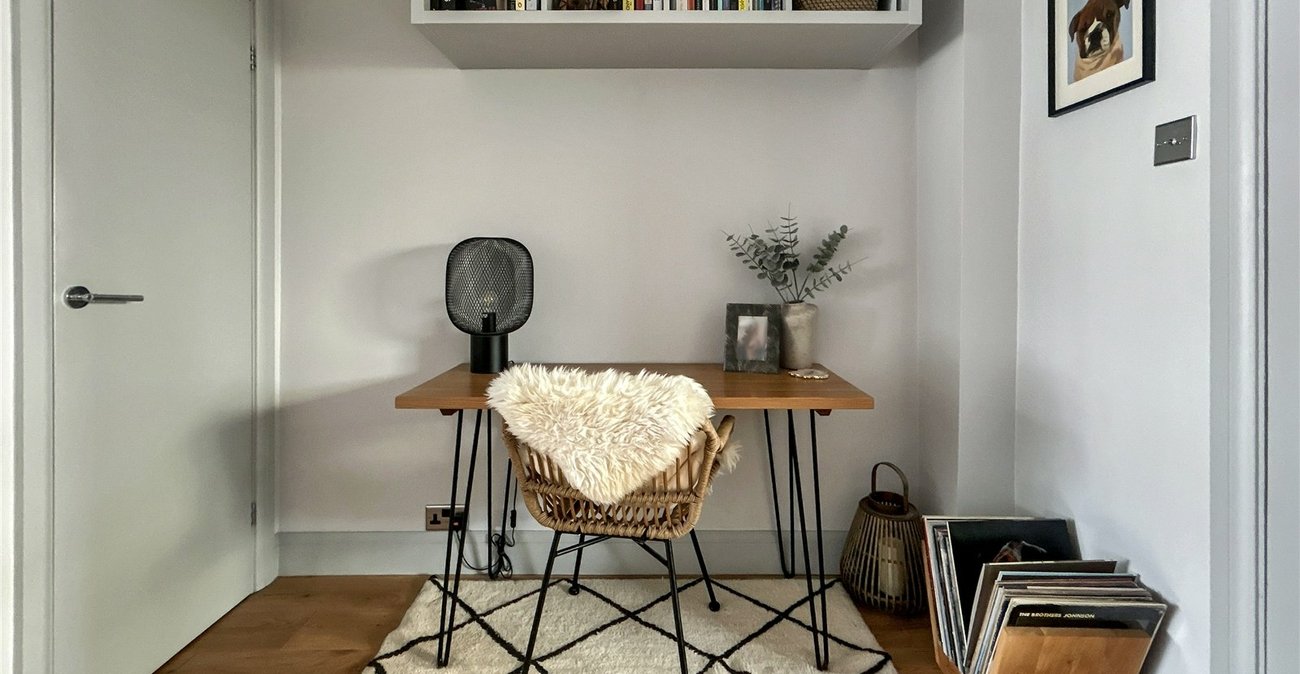 2 bedroom house for sale in Sidcup | Robinson Jackson