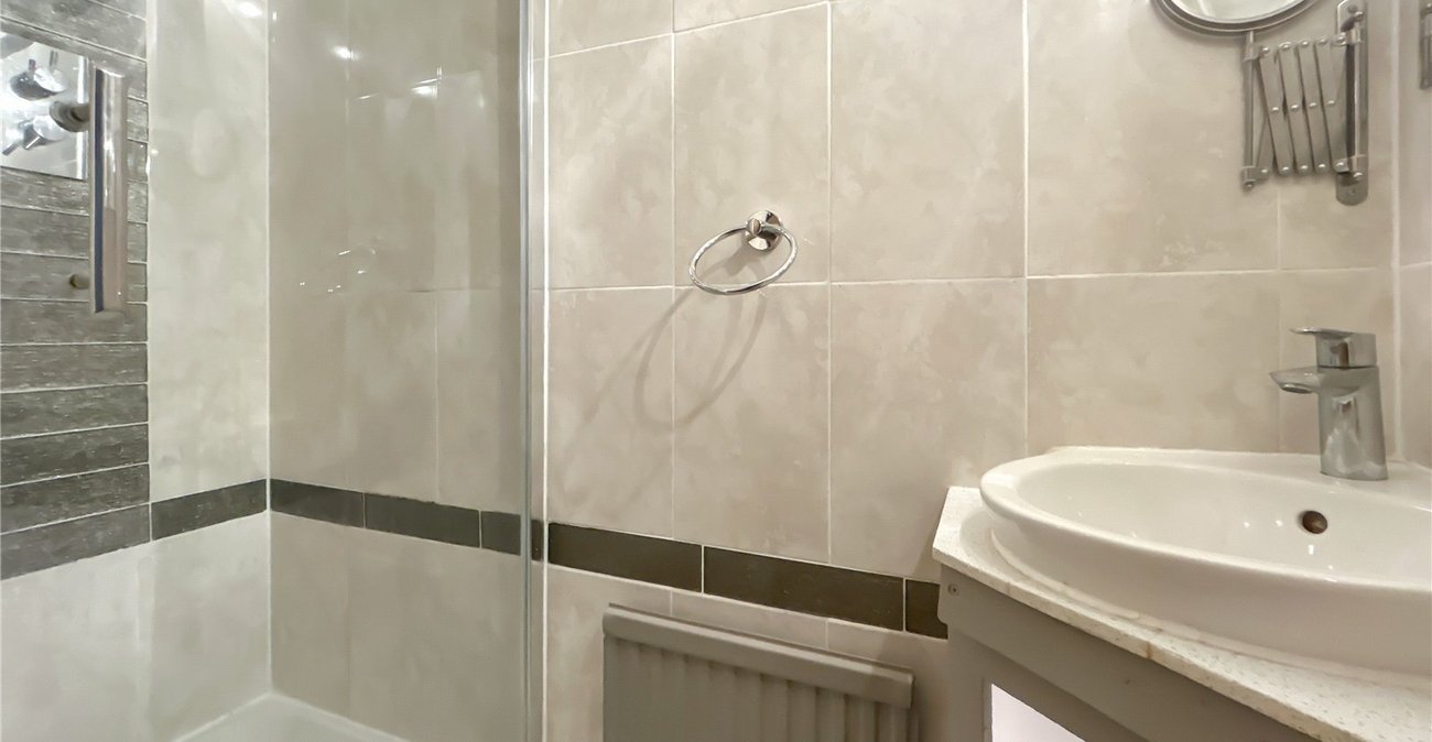 4 bedroom house for sale in Sidcup | Robinson Jackson