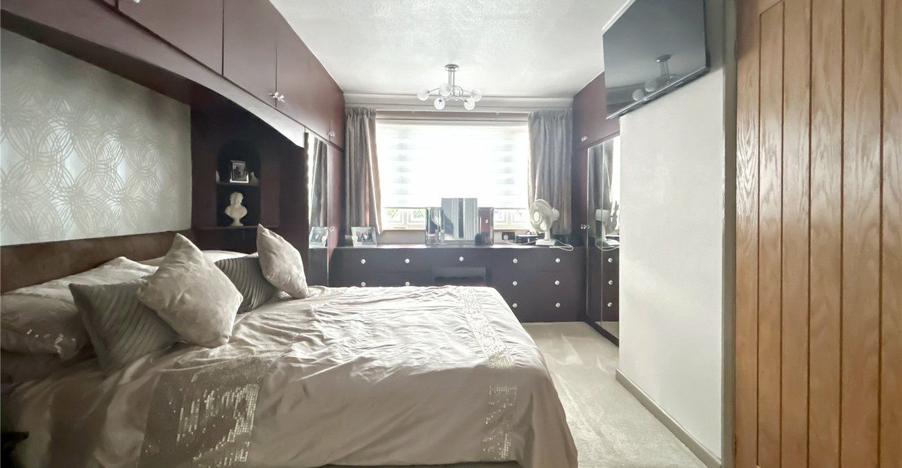 4 bedroom house for sale in Sidcup | Robinson Jackson