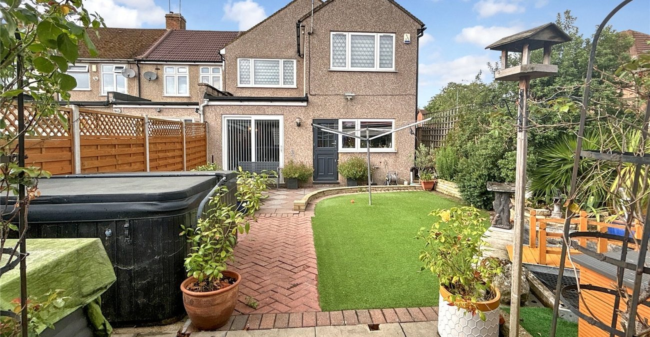 4 bedroom house for sale in Sidcup | Robinson Jackson