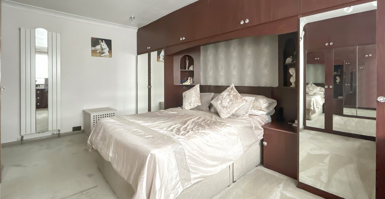 4 bedroom house for sale in Sidcup | Robinson Jackson