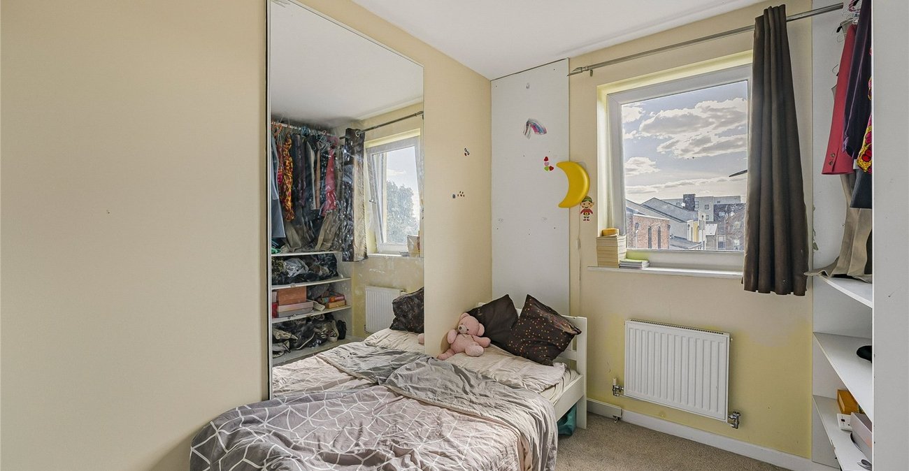 5 bedroom house for sale in Dartford | Robinson Jackson