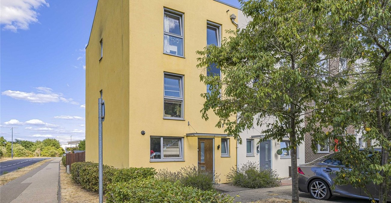5 bedroom house for sale in Dartford | Robinson Jackson