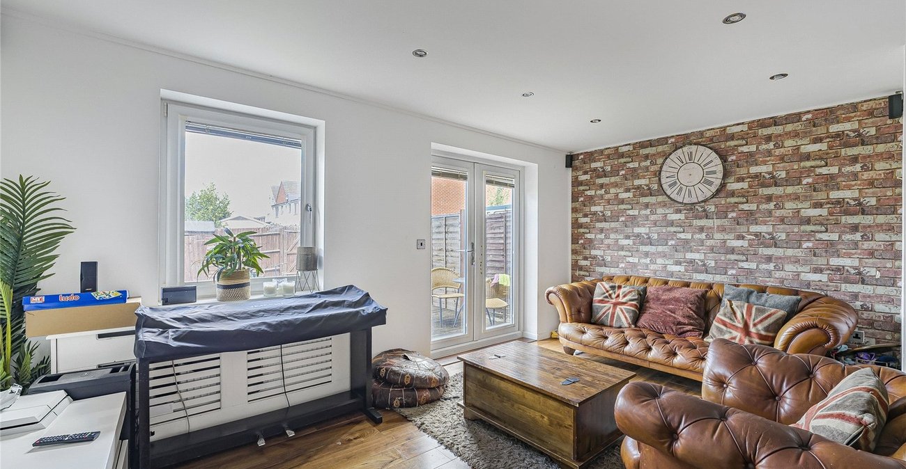 5 bedroom house for sale in Dartford | Robinson Jackson