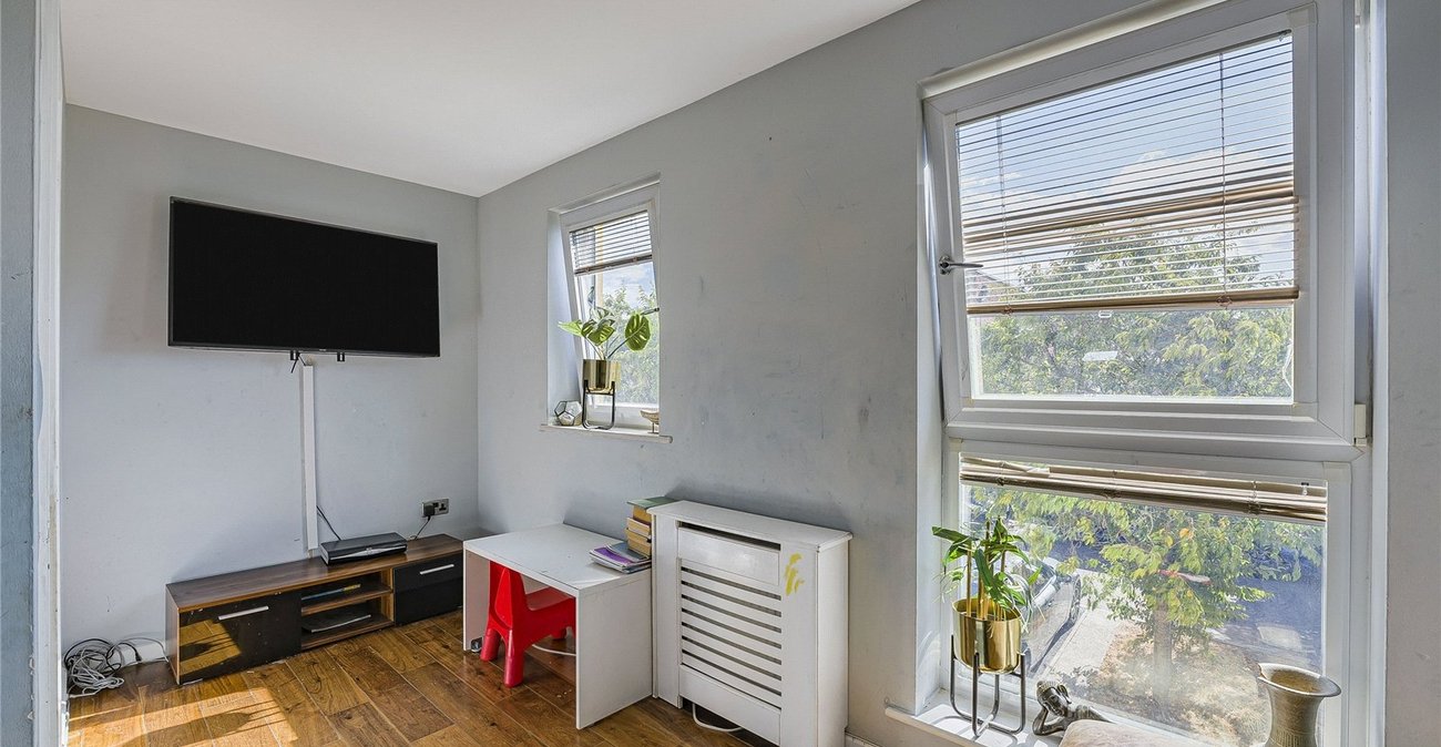 5 bedroom house for sale in Dartford | Robinson Jackson
