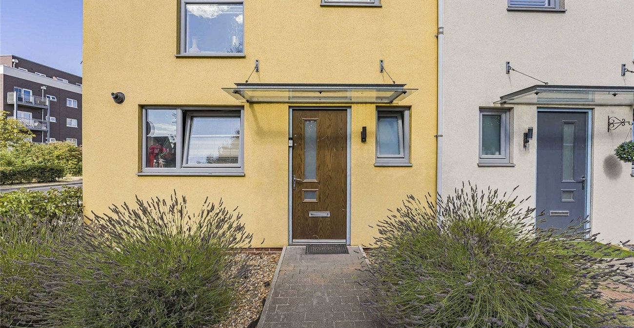 5 bedroom house for sale in Dartford | Robinson Jackson
