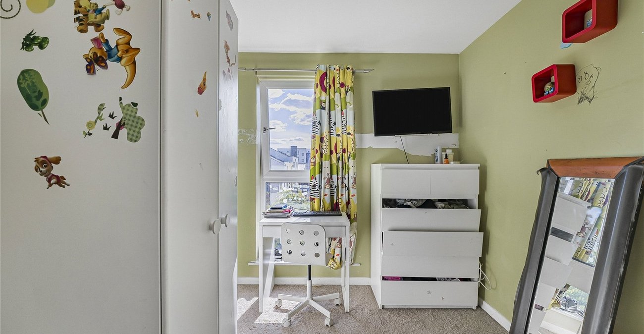 5 bedroom house for sale in Dartford | Robinson Jackson