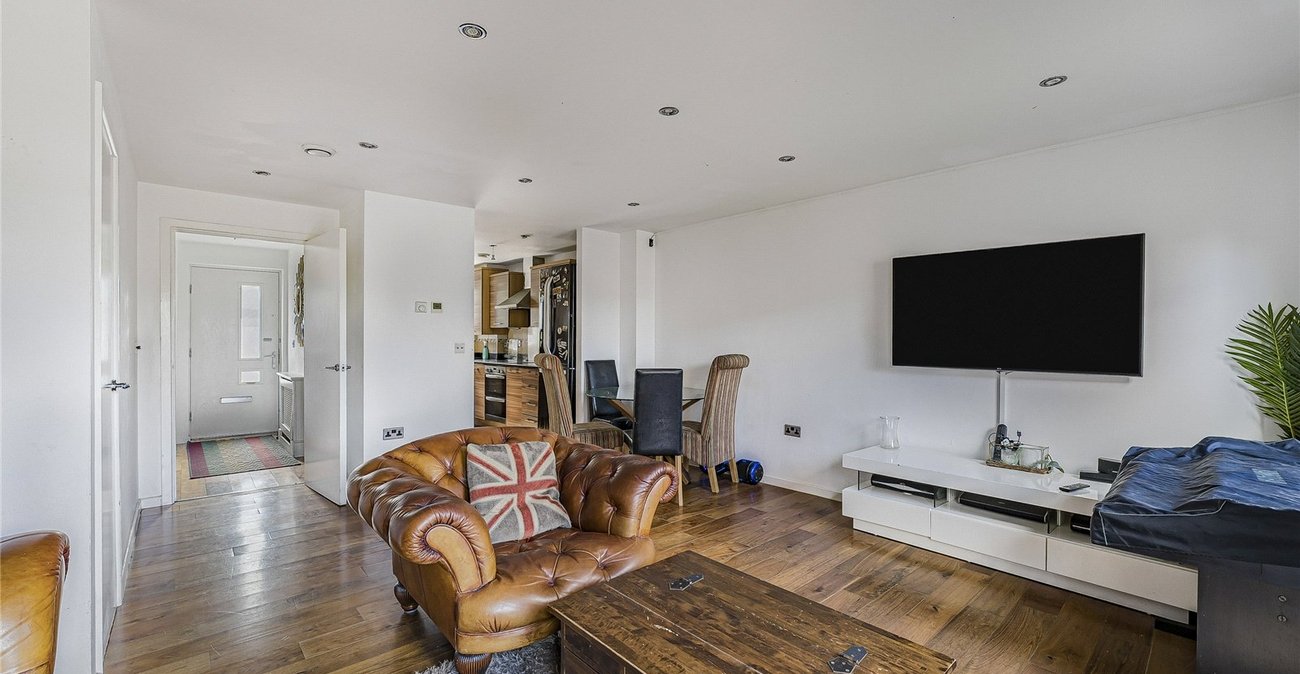 5 bedroom house for sale in Dartford | Robinson Jackson