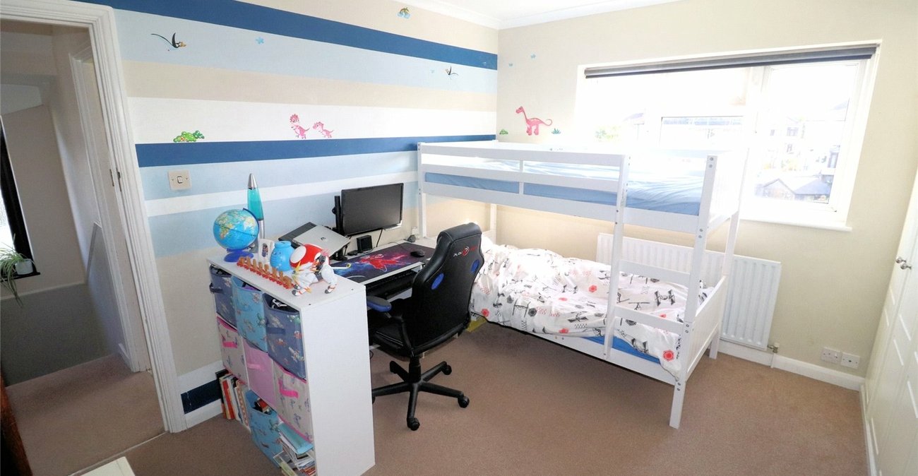 4 bedroom house for sale in (Bexleyheath Boarders) Erith | Robinson Jackson