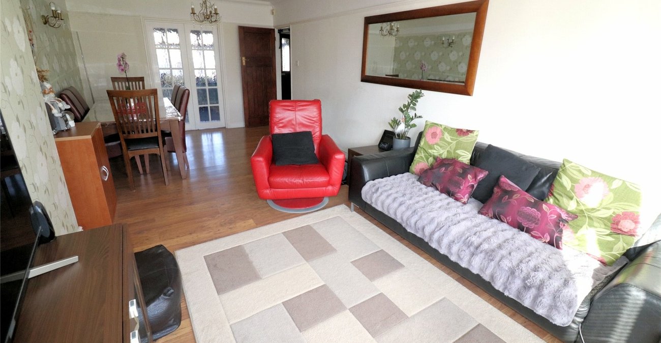 4 bedroom house for sale in (Bexleyheath Boarders) Erith | Robinson Jackson