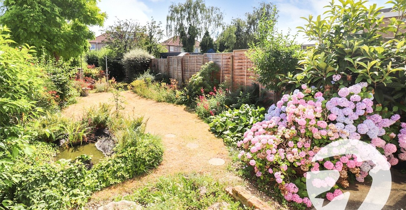 3 bedroom house for sale in Erith | Robinson Jackson