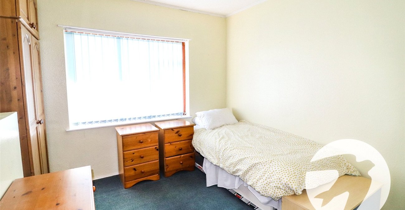 3 bedroom house for sale in Erith | Robinson Jackson