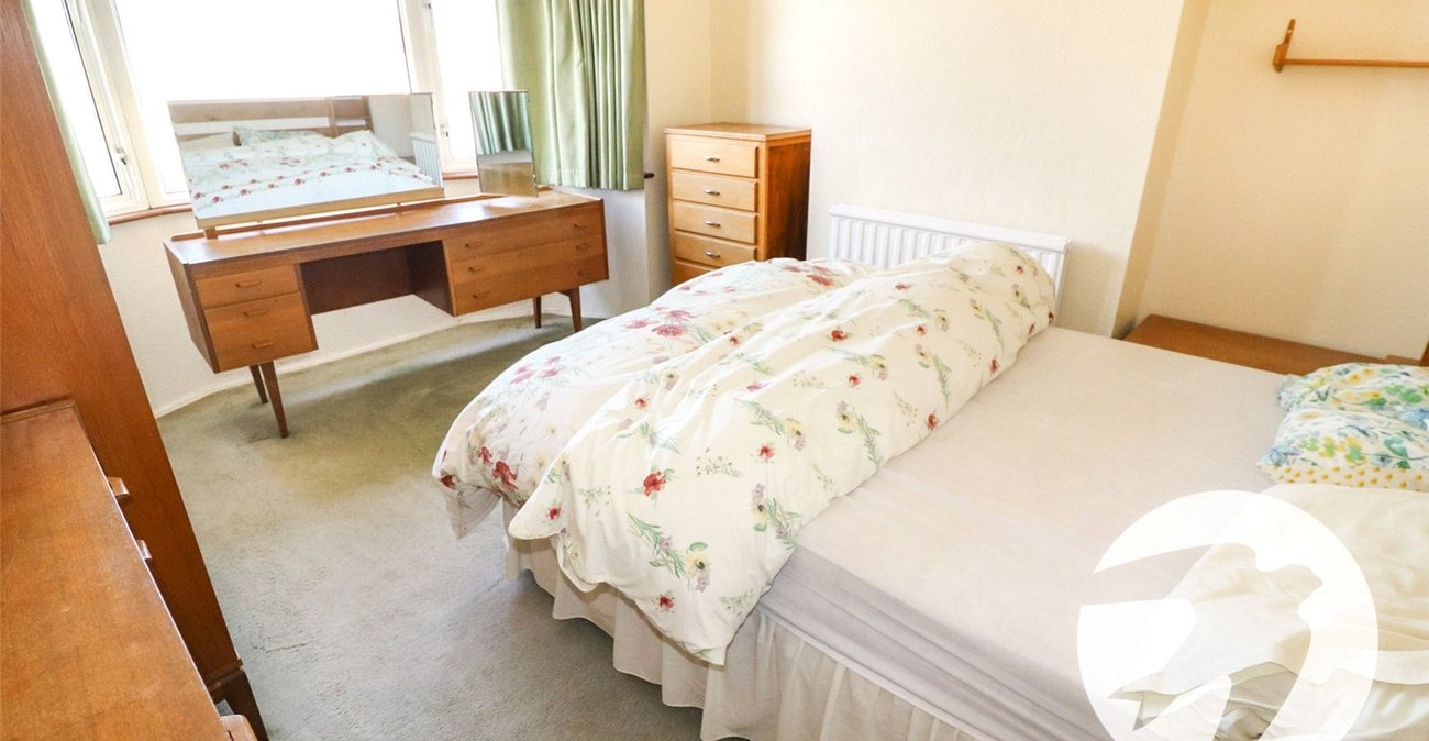3 bedroom house for sale in Erith | Robinson Jackson