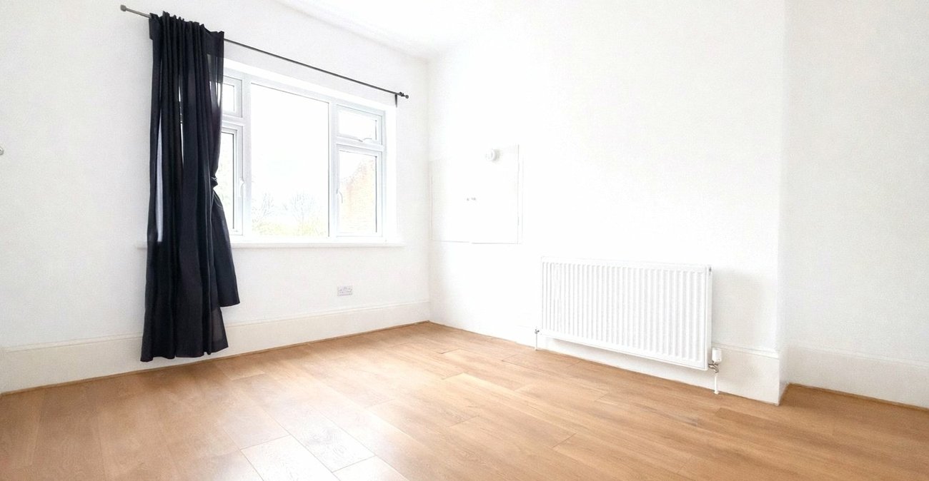 4 bedroom house for sale in Shooters Hill | Robinson Jackson