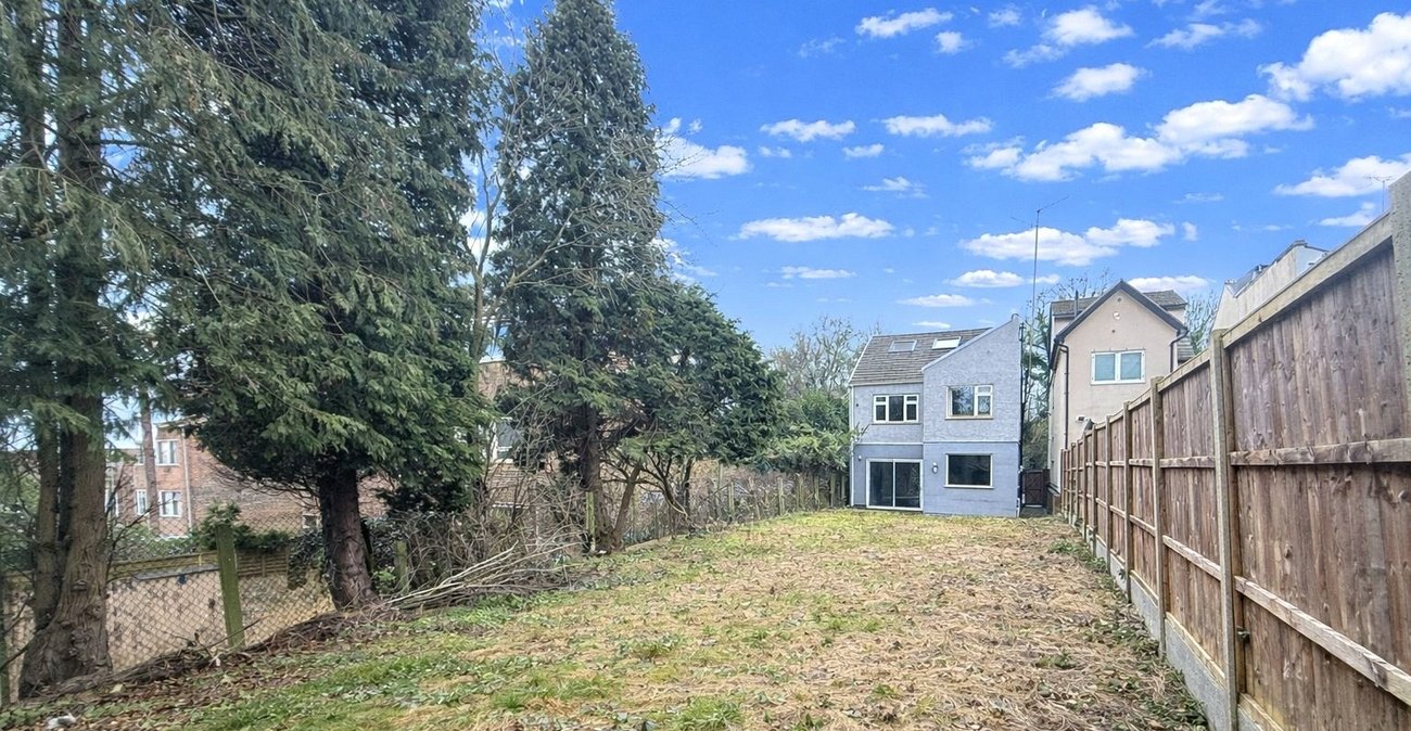 4 bedroom house for sale in Shooters Hill | Robinson Jackson