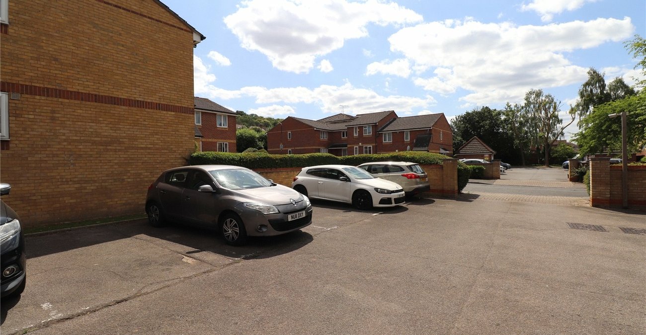 1 bedroom property for sale in Belvedere | Robinson Jackson