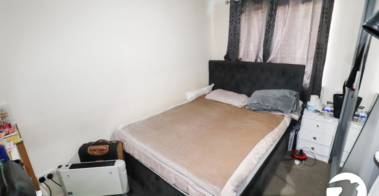 2 bedroom property for sale in Belvedere | Robinson Jackson