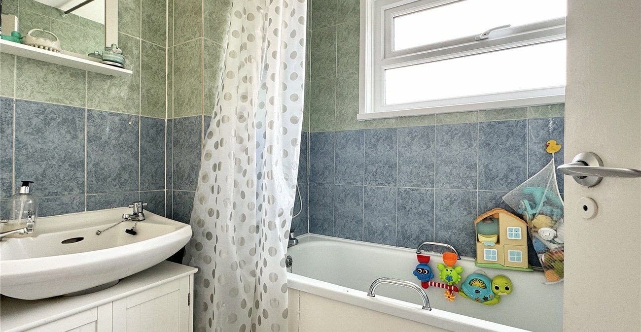 2 bedroom house for sale in Swanley | Robinson Jackson