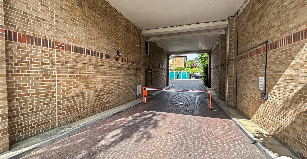 1 bedroom property for sale in Sidcup | Robinson Jackson