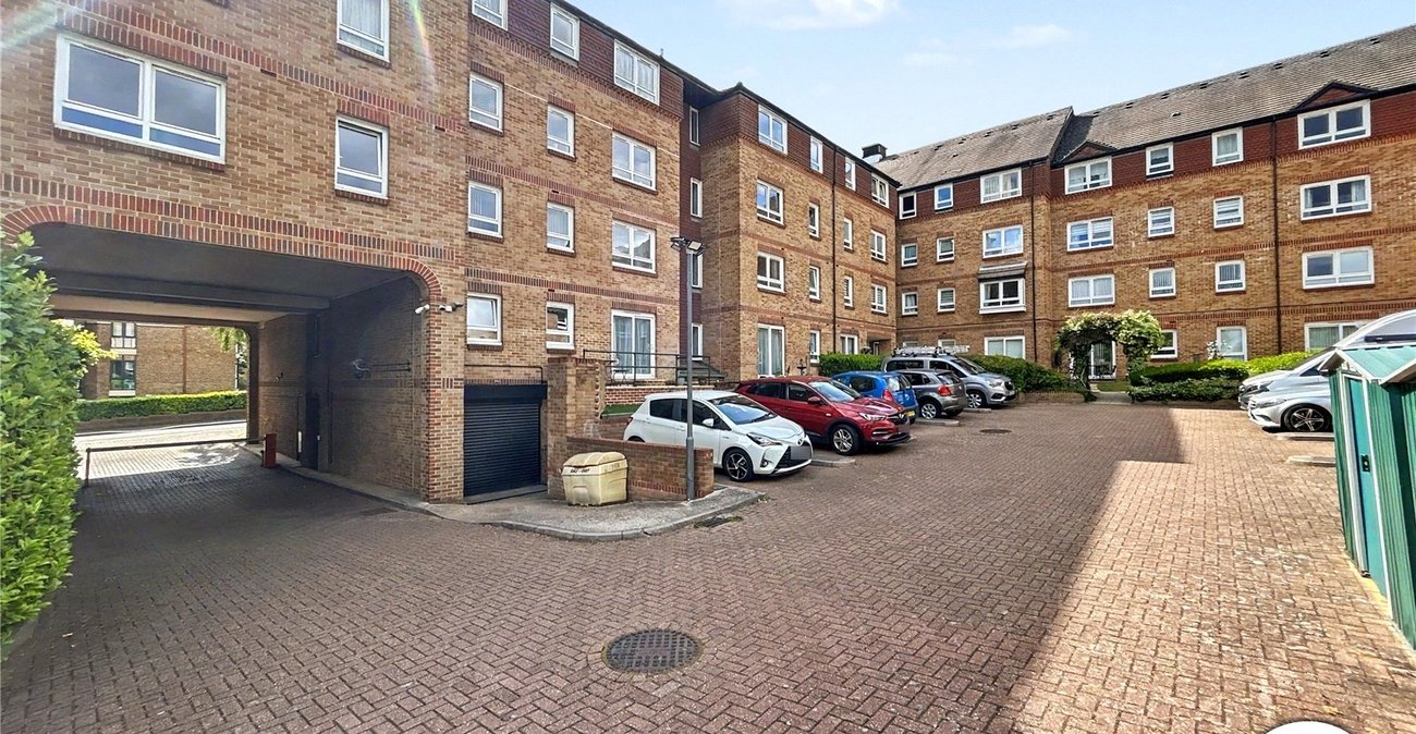 1 bedroom property for sale in Sidcup | Robinson Jackson