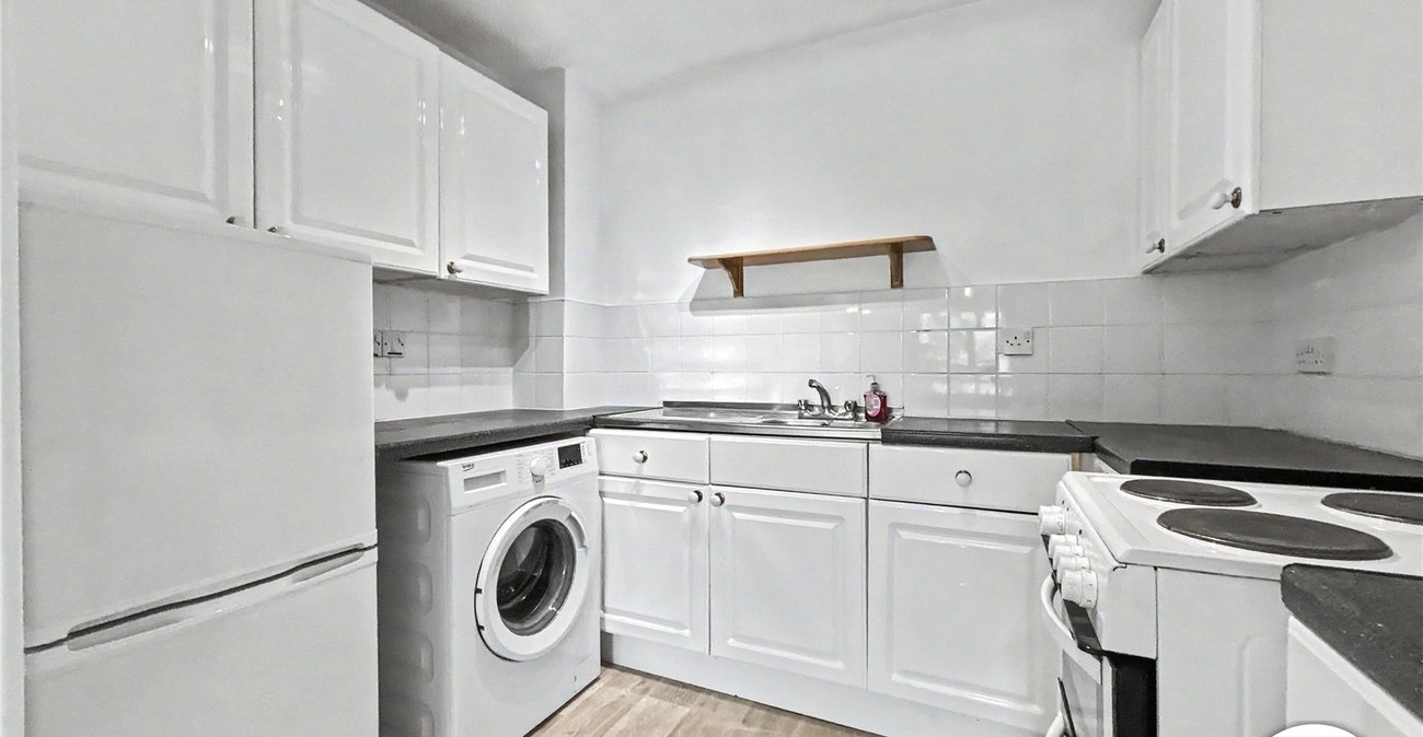 1 bedroom property for sale in Sidcup | Robinson Jackson
