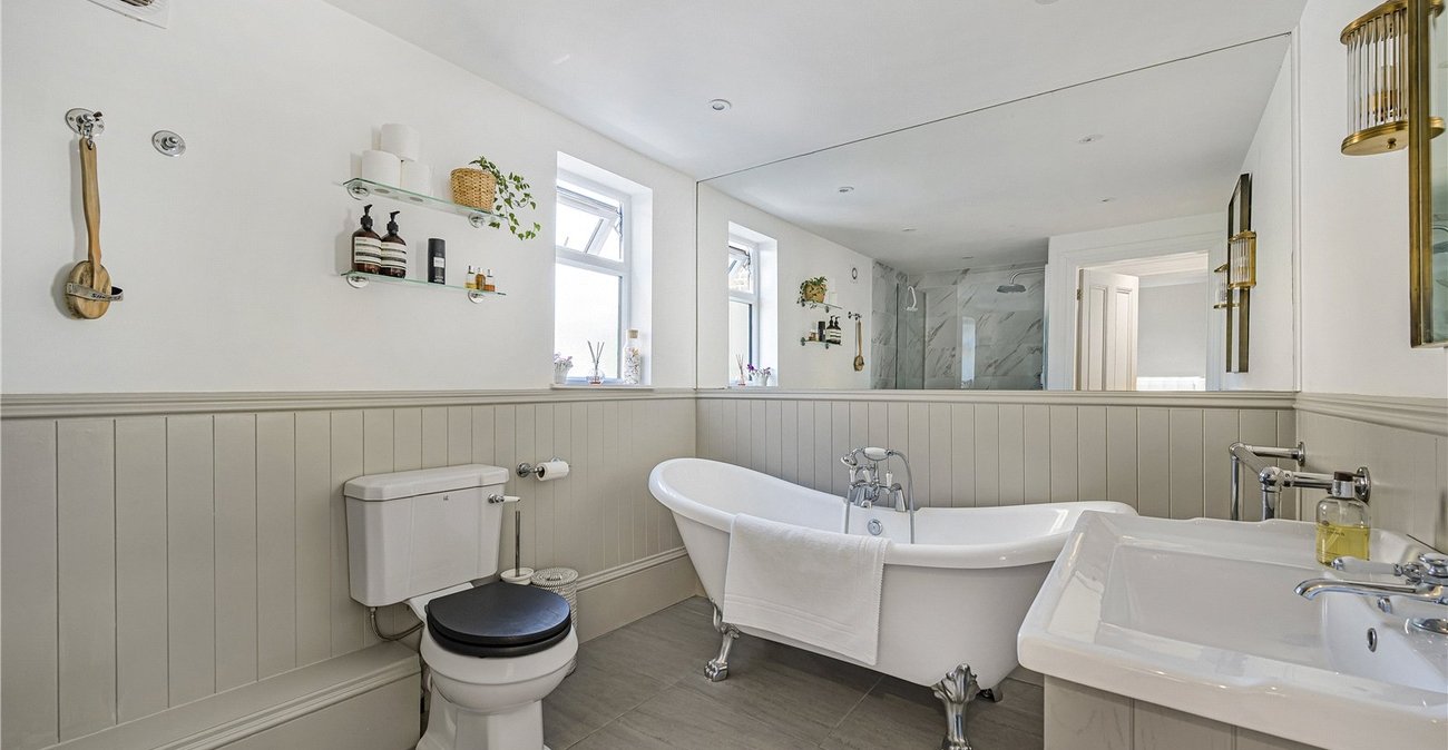 4 bedroom house for sale in Sidcup | Robinson Jackson