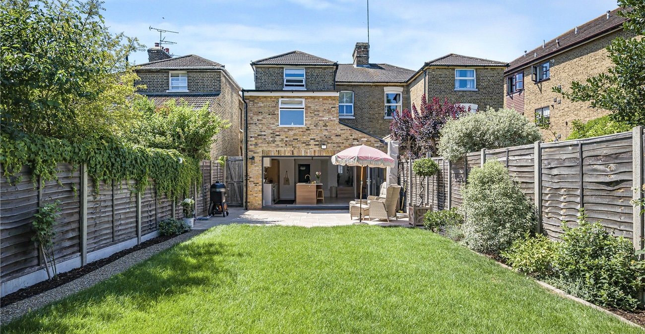 4 bedroom house for sale in Sidcup | Robinson Jackson