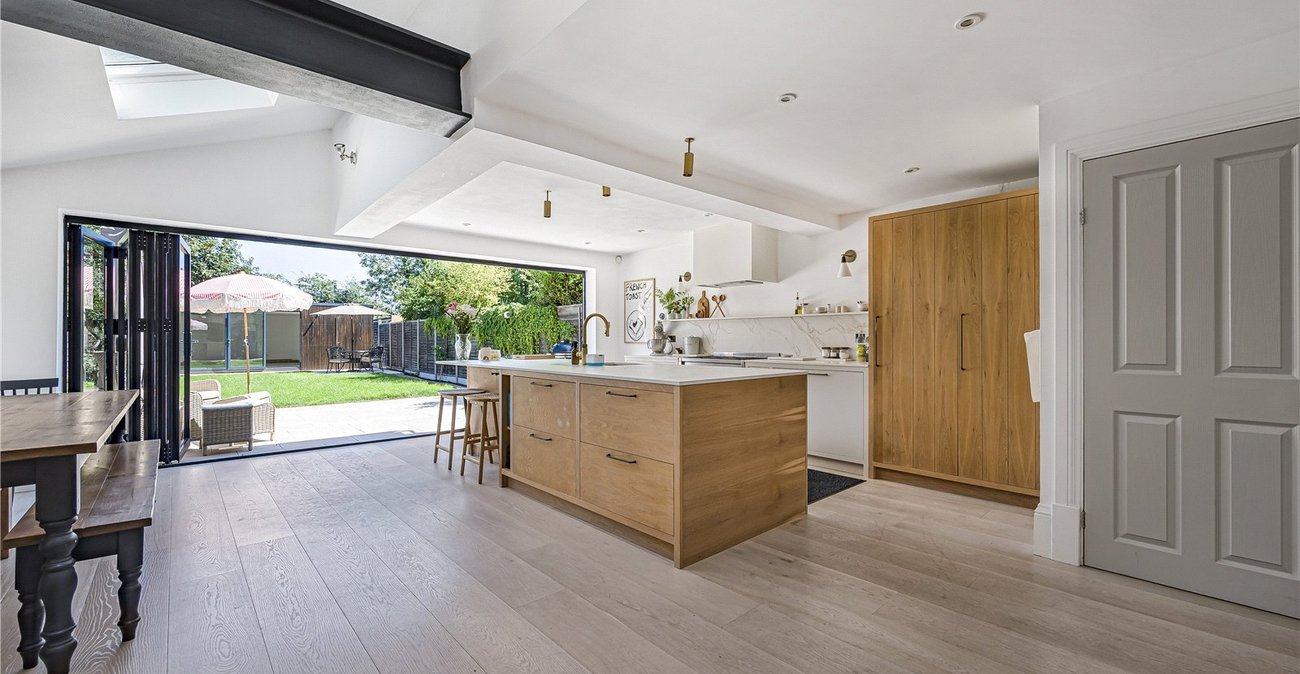4 bedroom house for sale in Sidcup | Robinson Jackson