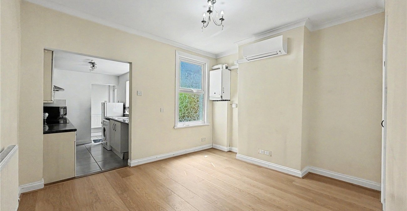 2 bedroom house for sale in Gillingham | Robinson Michael & Jackson