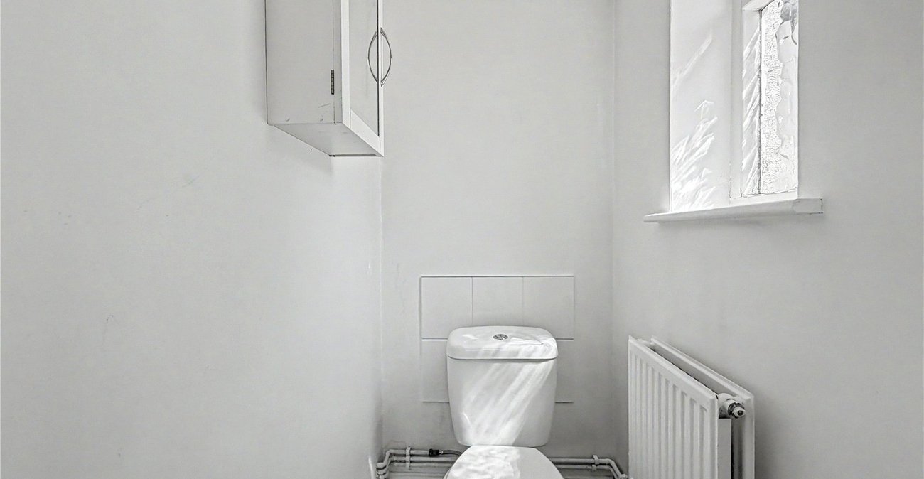 2 bedroom house for sale in Gillingham | Robinson Michael & Jackson