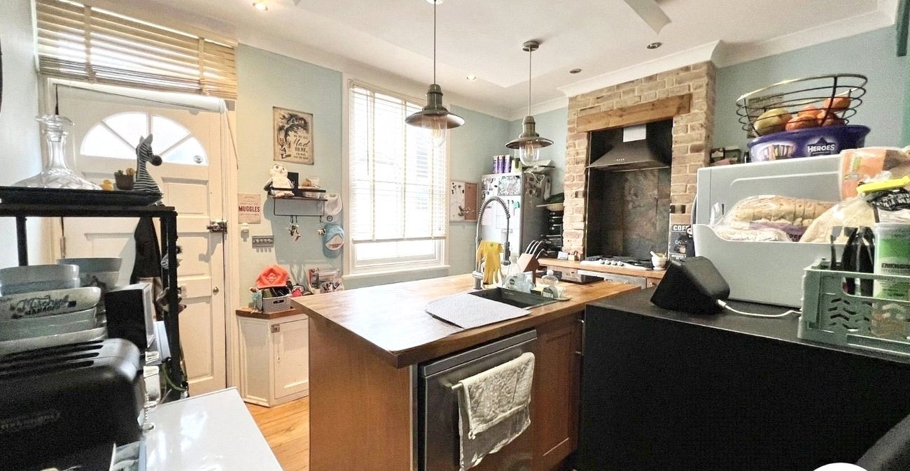 2 bedroom house for sale in Rochester | Robinson Michael & Jackson