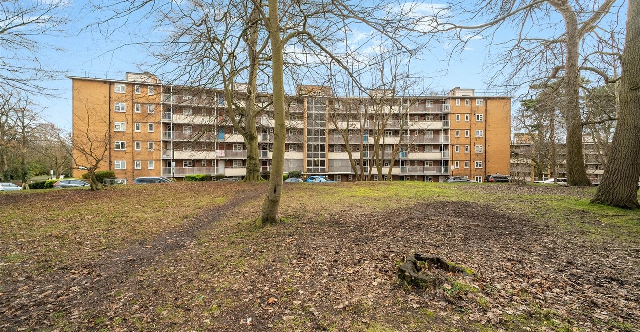 2 bedroom property for sale in Sydenham Hill | Robinson Jackson