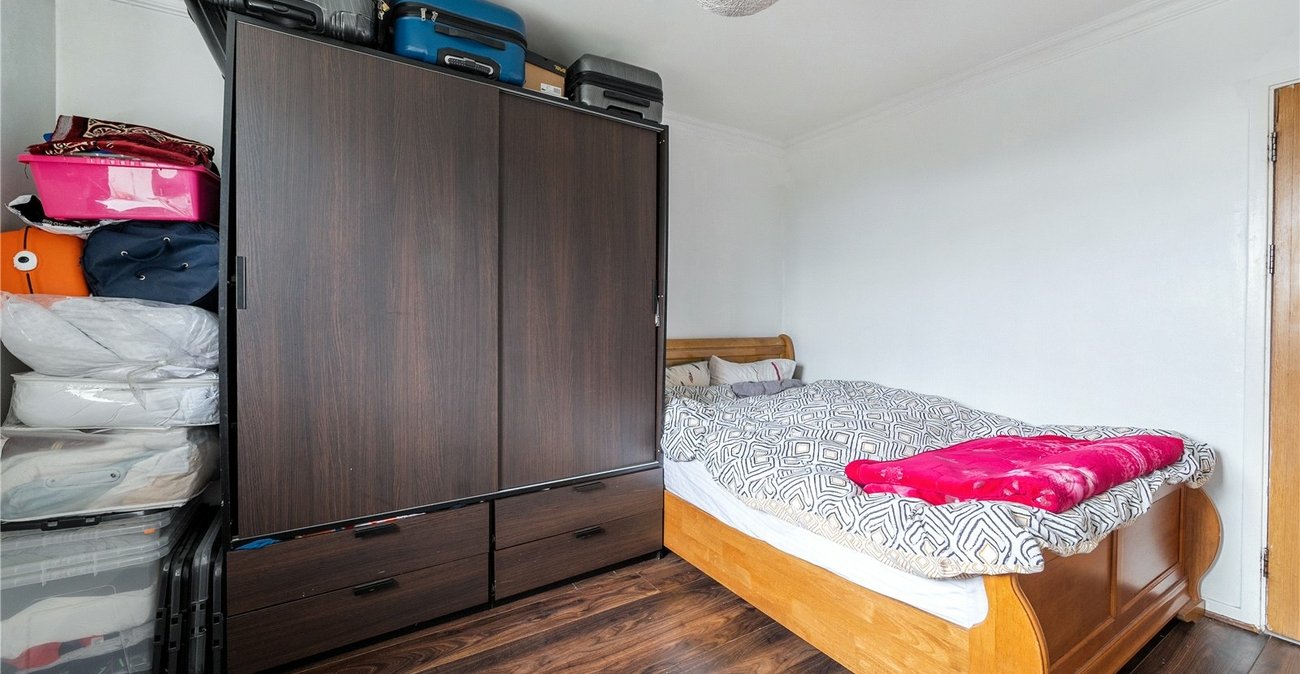 2 bedroom property for sale in Sydenham Hill | Robinson Jackson