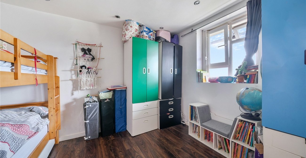 2 bedroom property for sale in Sydenham Hill | Robinson Jackson