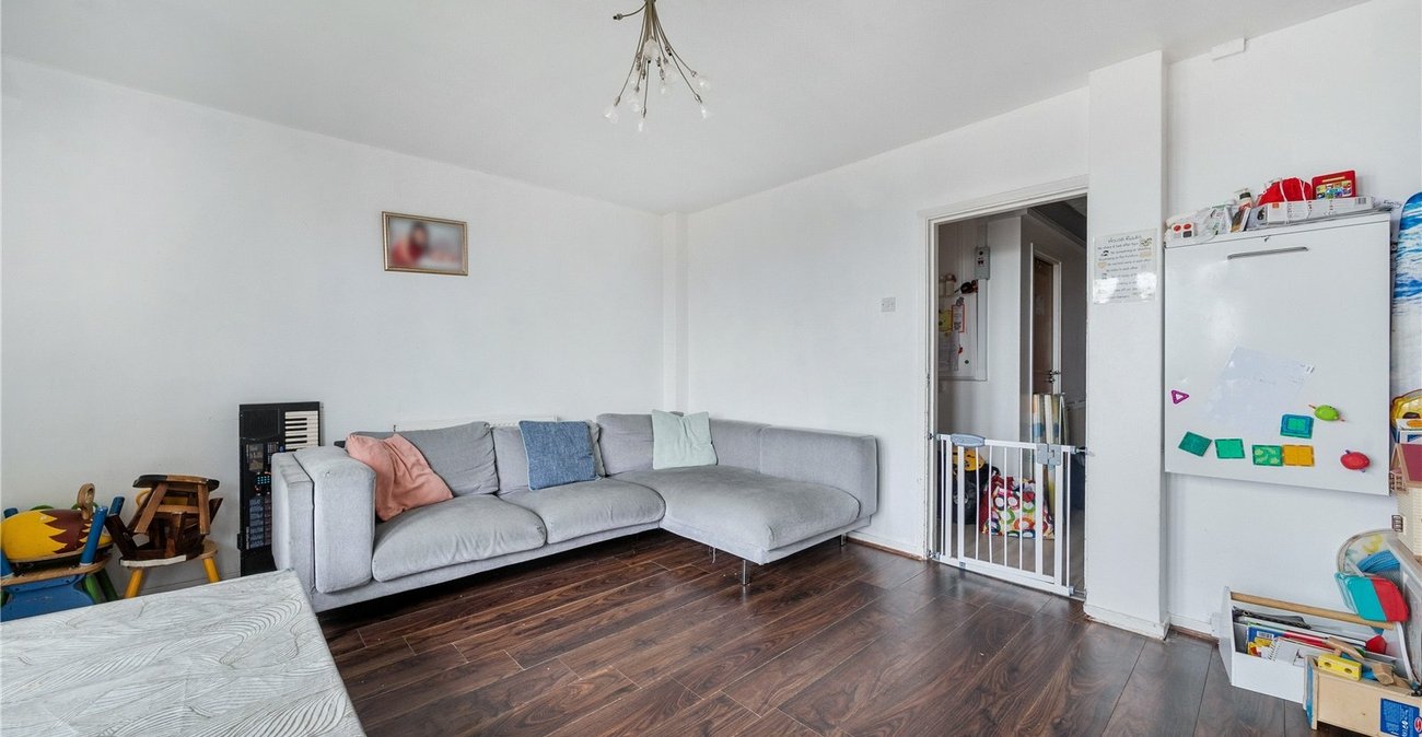 2 bedroom property for sale in Sydenham Hill | Robinson Jackson
