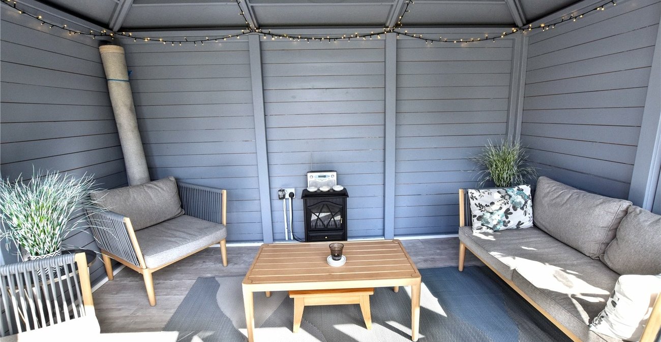 5 bedroom house for sale in Bexleyheath | Robinson Jackson