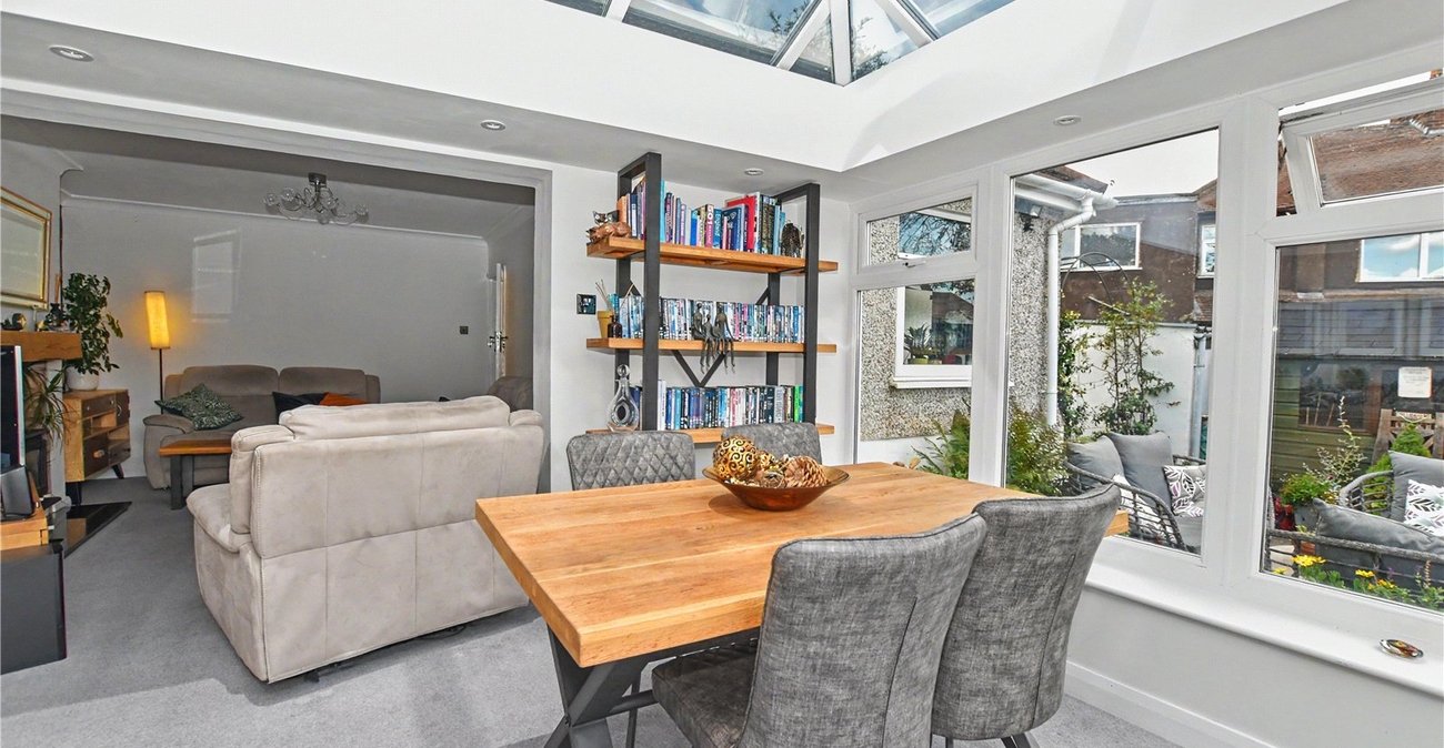 2 bedroom bungalow for sale in Bexleyheath | Robinson Jackson