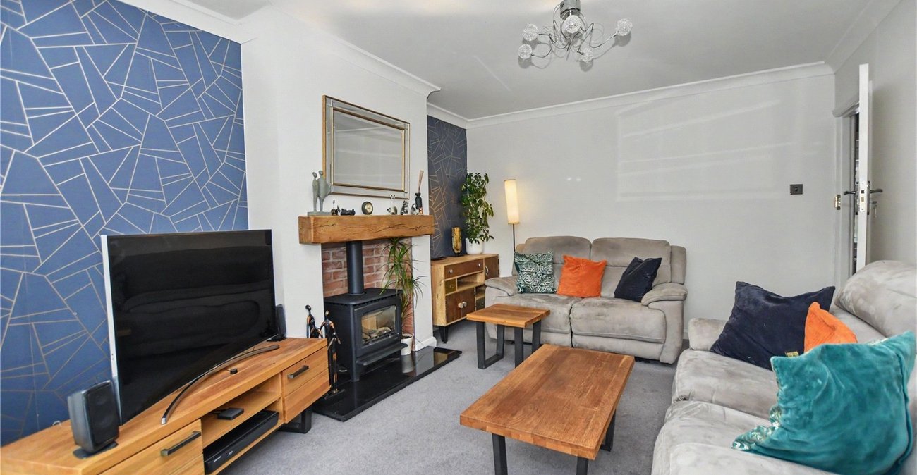 2 bedroom bungalow for sale in Bexleyheath | Robinson Jackson