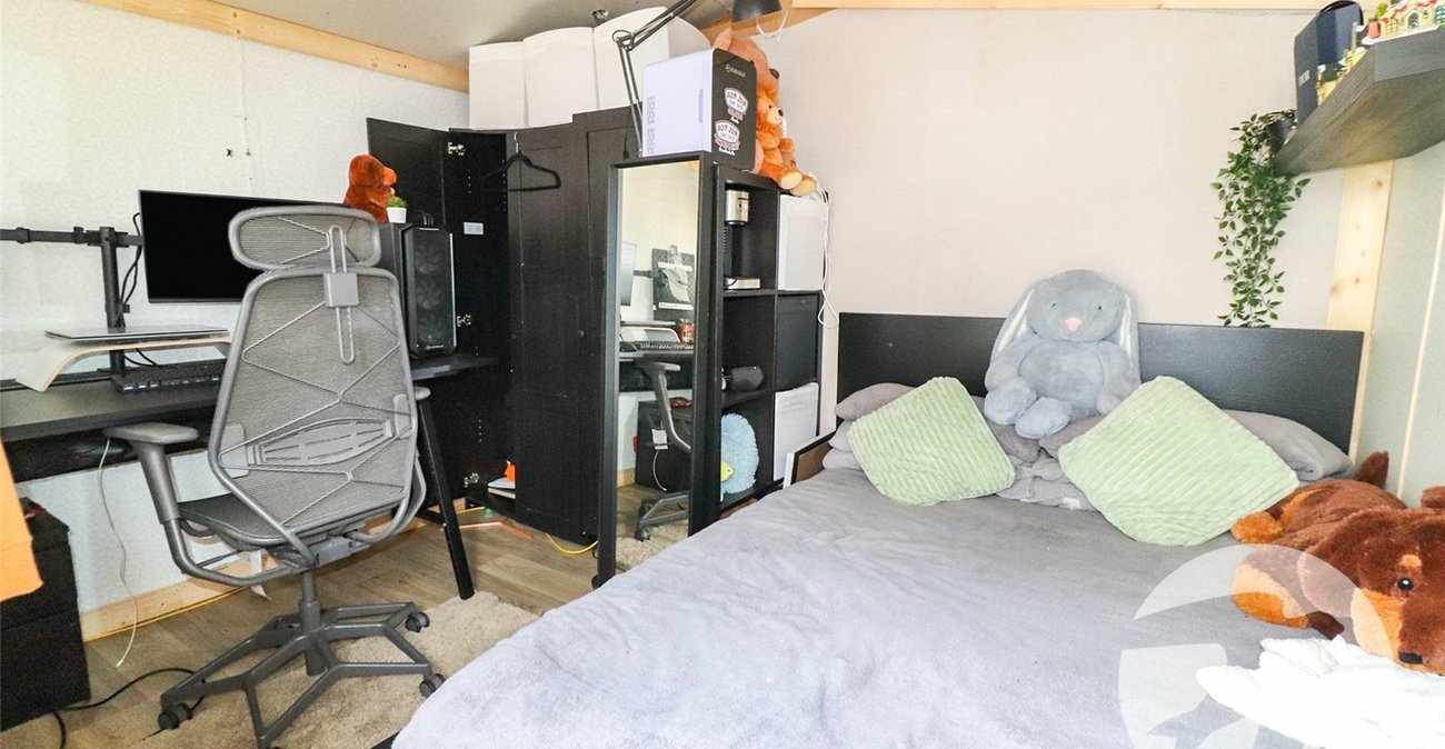 3 bedroom property for sale in Erith | Robinson Jackson