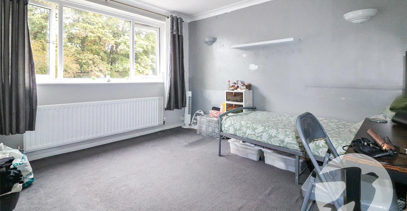 3 bedroom property for sale in Erith | Robinson Jackson