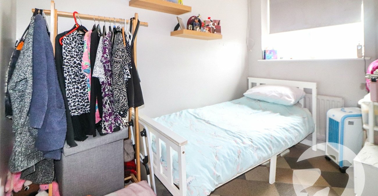 3 bedroom property for sale in Erith | Robinson Jackson