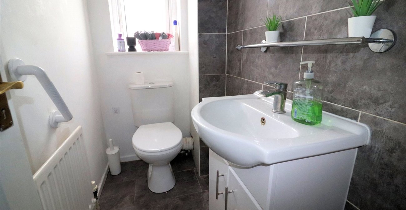 4 bedroom house for sale in Erith | Robinson Jackson