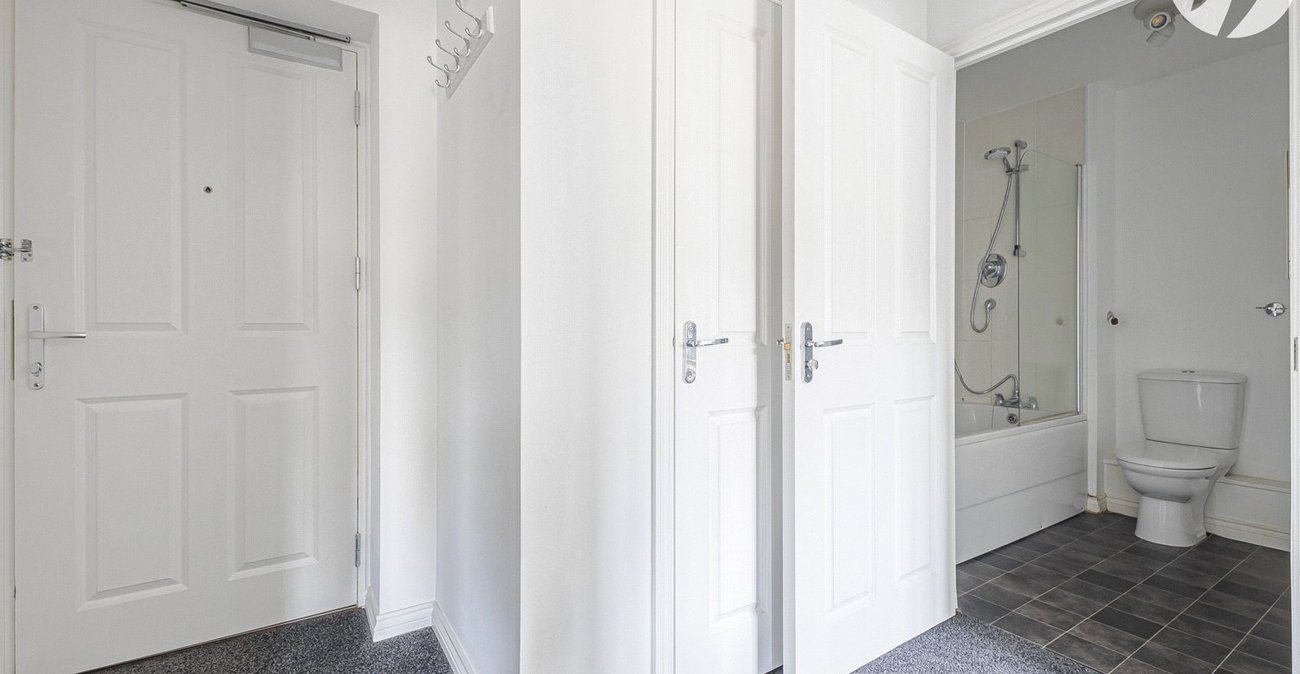 1 bedroom property for sale in Rochester | Robinson Michael & Jackson