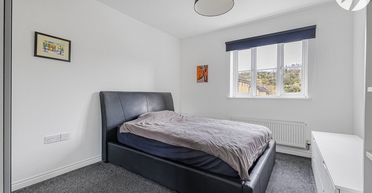 1 bedroom property for sale in Rochester | Robinson Michael & Jackson