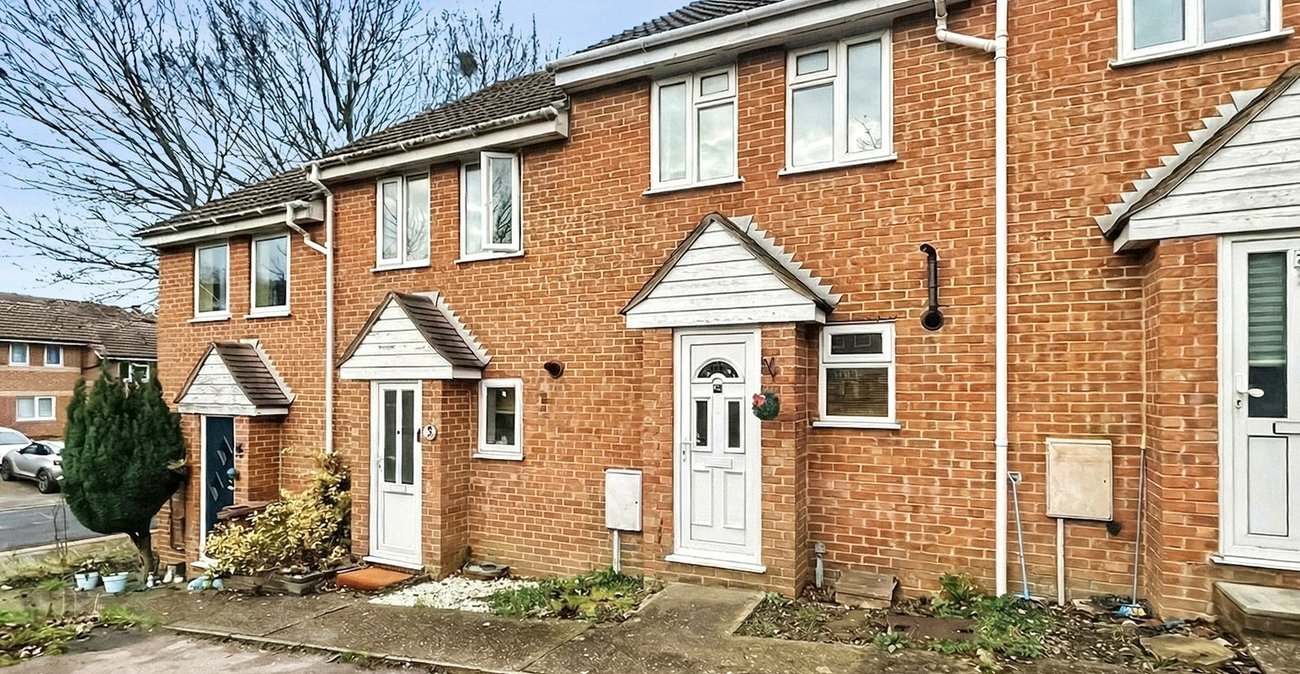 2 bedroom house for sale in Wayfield | Robinson Michael & Jackson