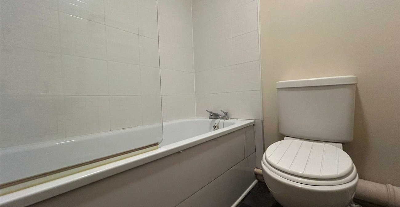 2 bedroom house for sale in Wayfield | Robinson Michael & Jackson