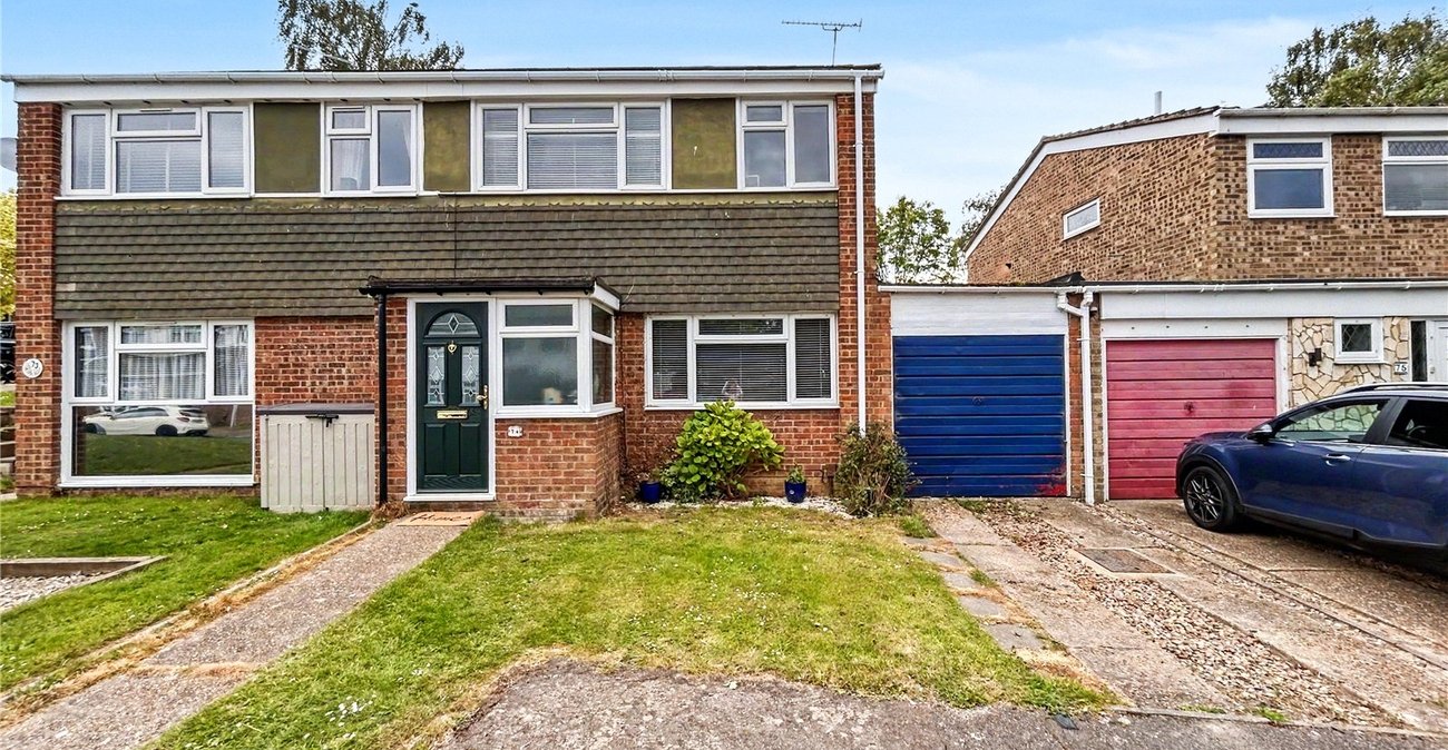 3 bedroom house for sale in Rainham | Robinson Michael & Jackson