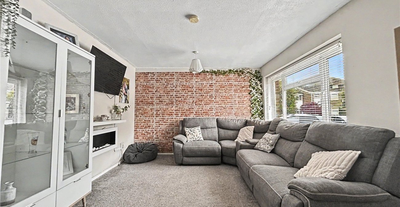 3 bedroom house for sale in Rainham | Robinson Michael & Jackson