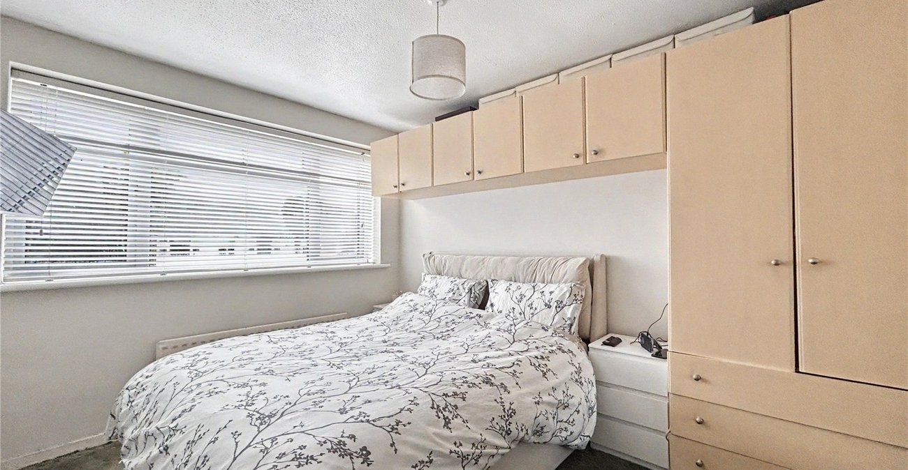 3 bedroom house for sale in Rainham | Robinson Michael & Jackson