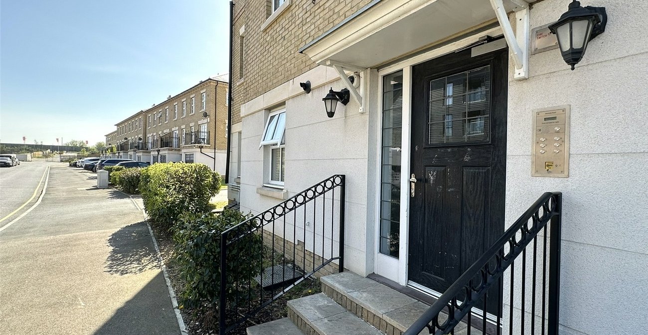 2 bedroom property for sale in Weldon | Robinson Jackson